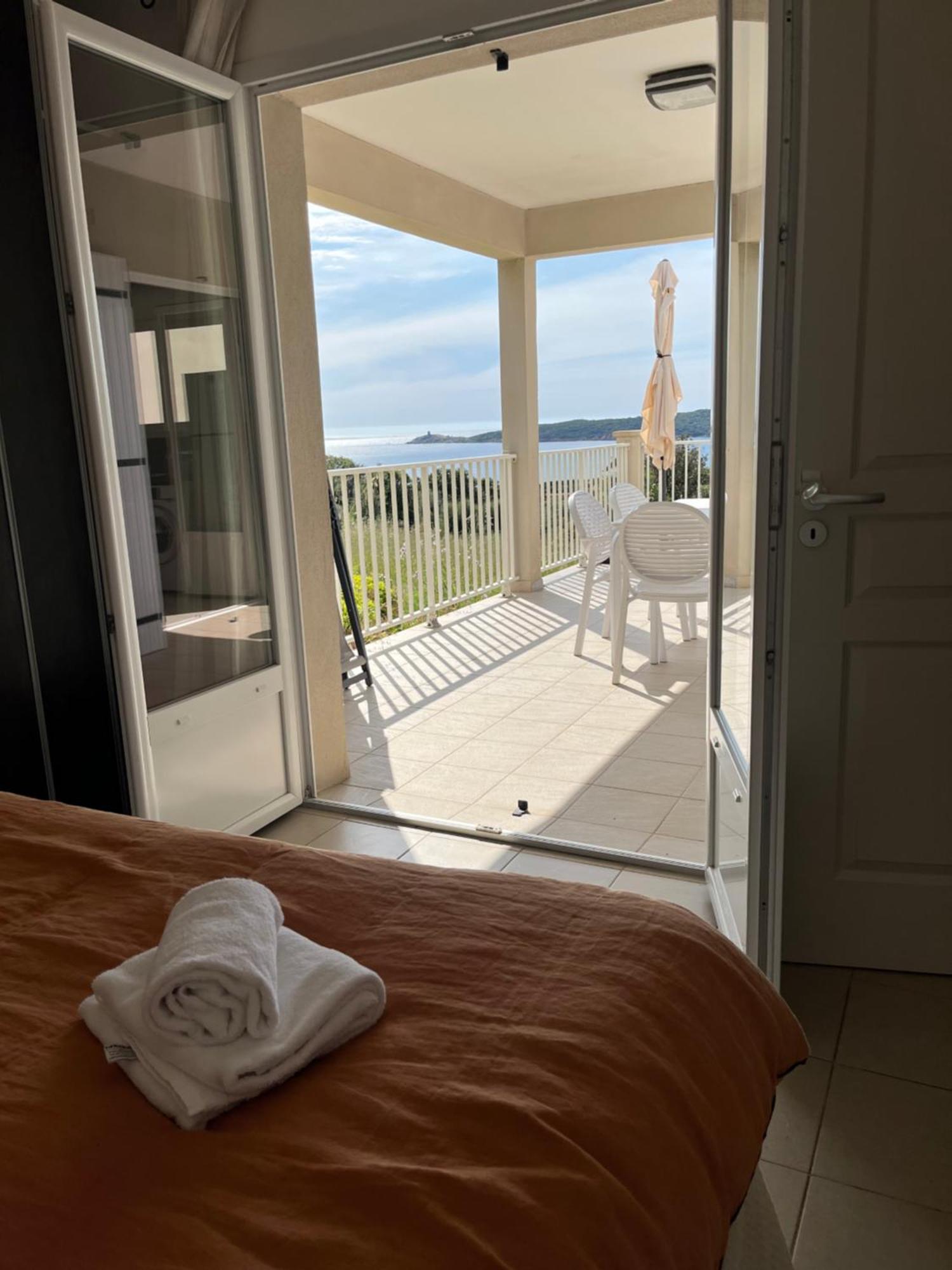 Residence Castugna カルジェーズ エクステリア 写真
